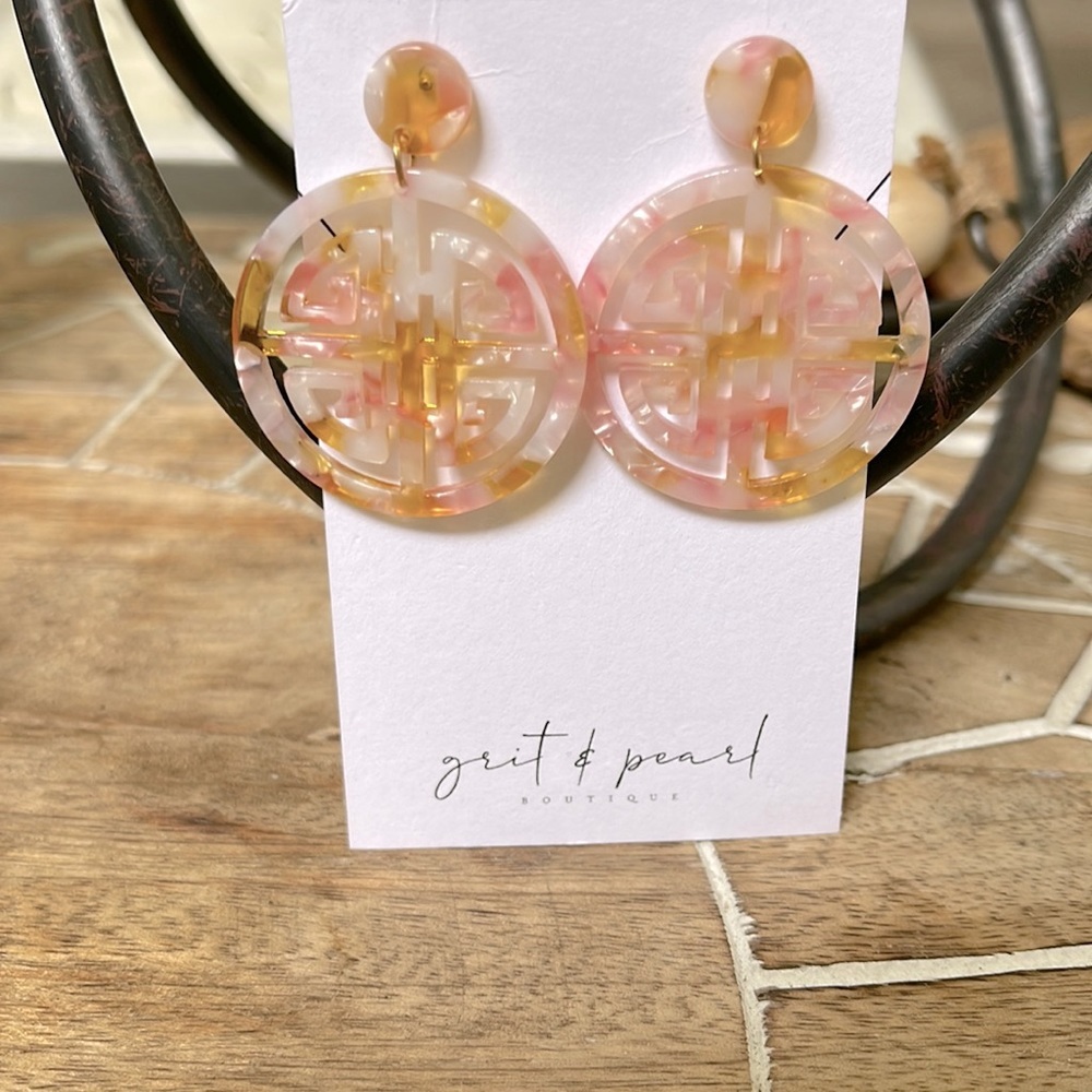 Luxury pink and yellow earrings